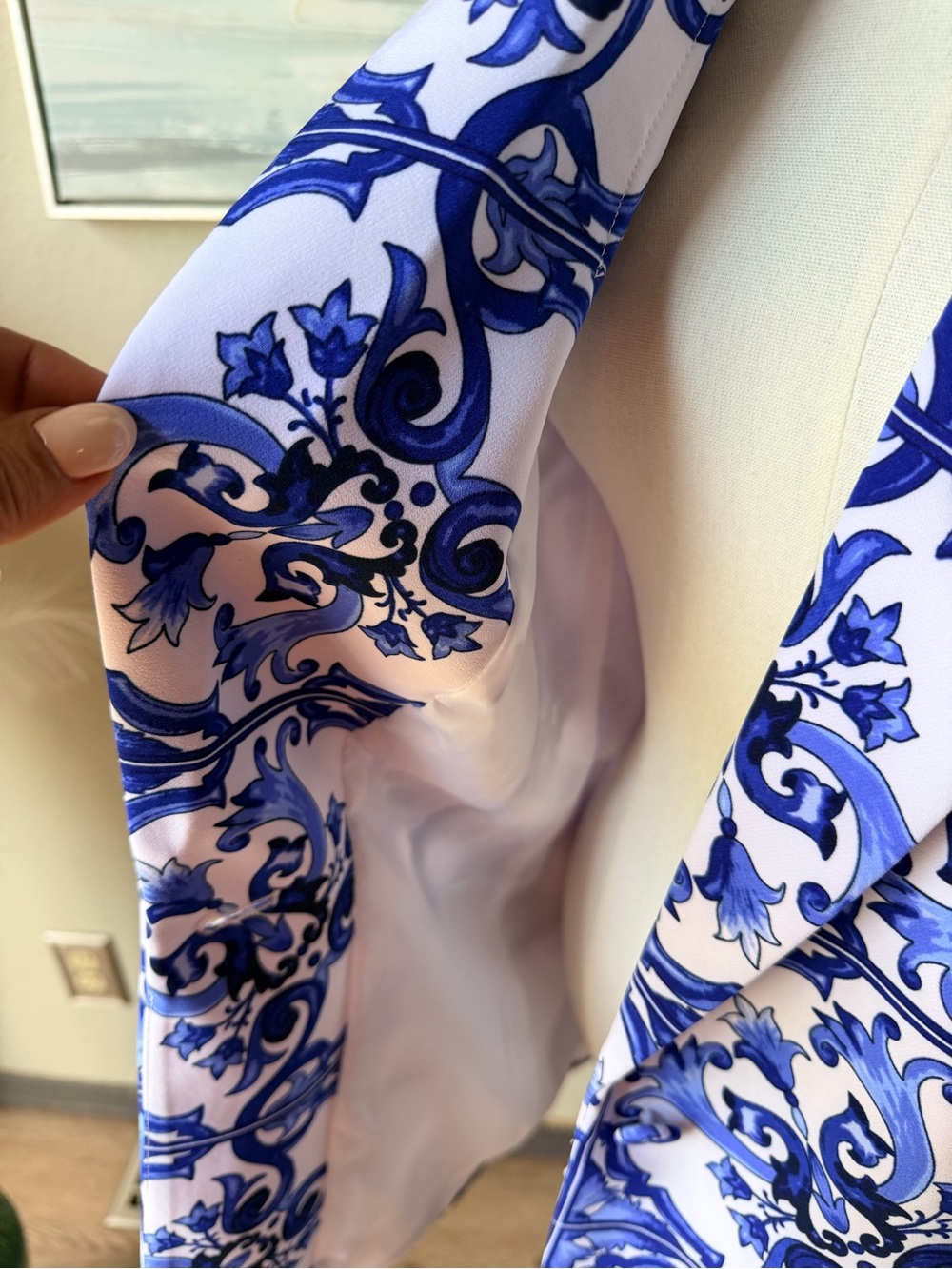 Liz Claiborne Blue and White Scroll-Print Blazer - Picture 9 of 12